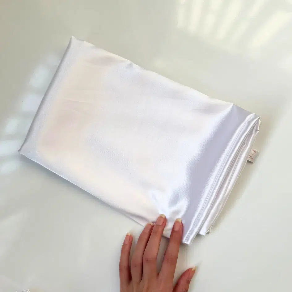 Ensemble Soin Nuit Satin blanc & Noir - Luxe Anti-Casse