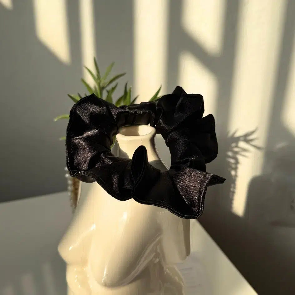 Ensemble Soin Nuit Luxe Satin Noir - Élégance & Confort