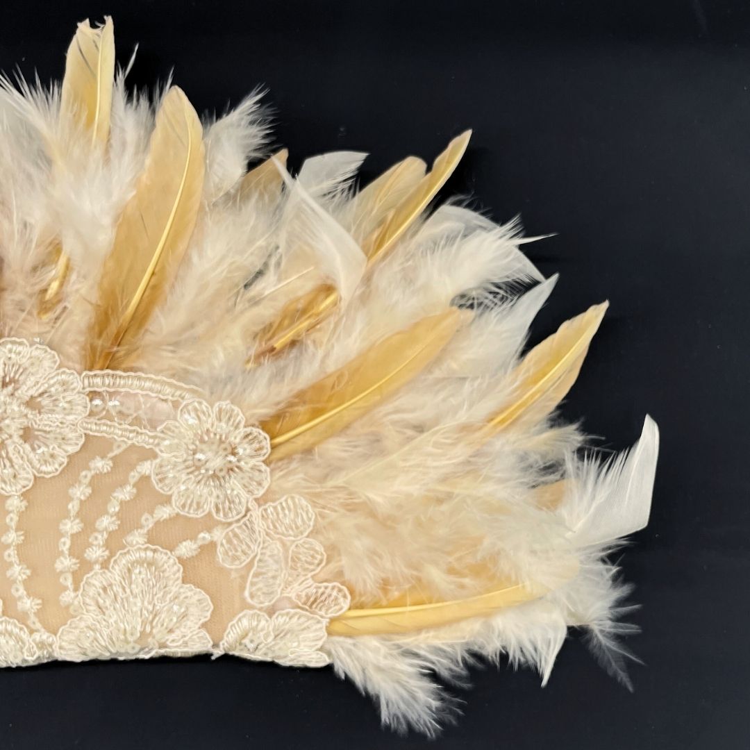 Eventail Festif Doré avec Plumes et Strass