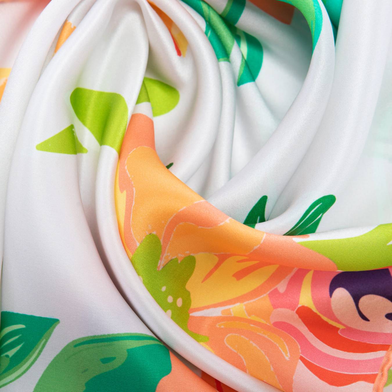 Foulard en soie naturelle Fairy tales idyll en orange