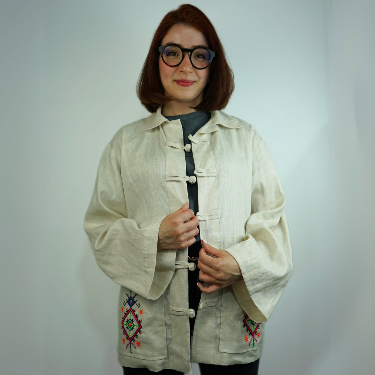 Gilet lin naturel exclusif : élégance amazigh irrésistible