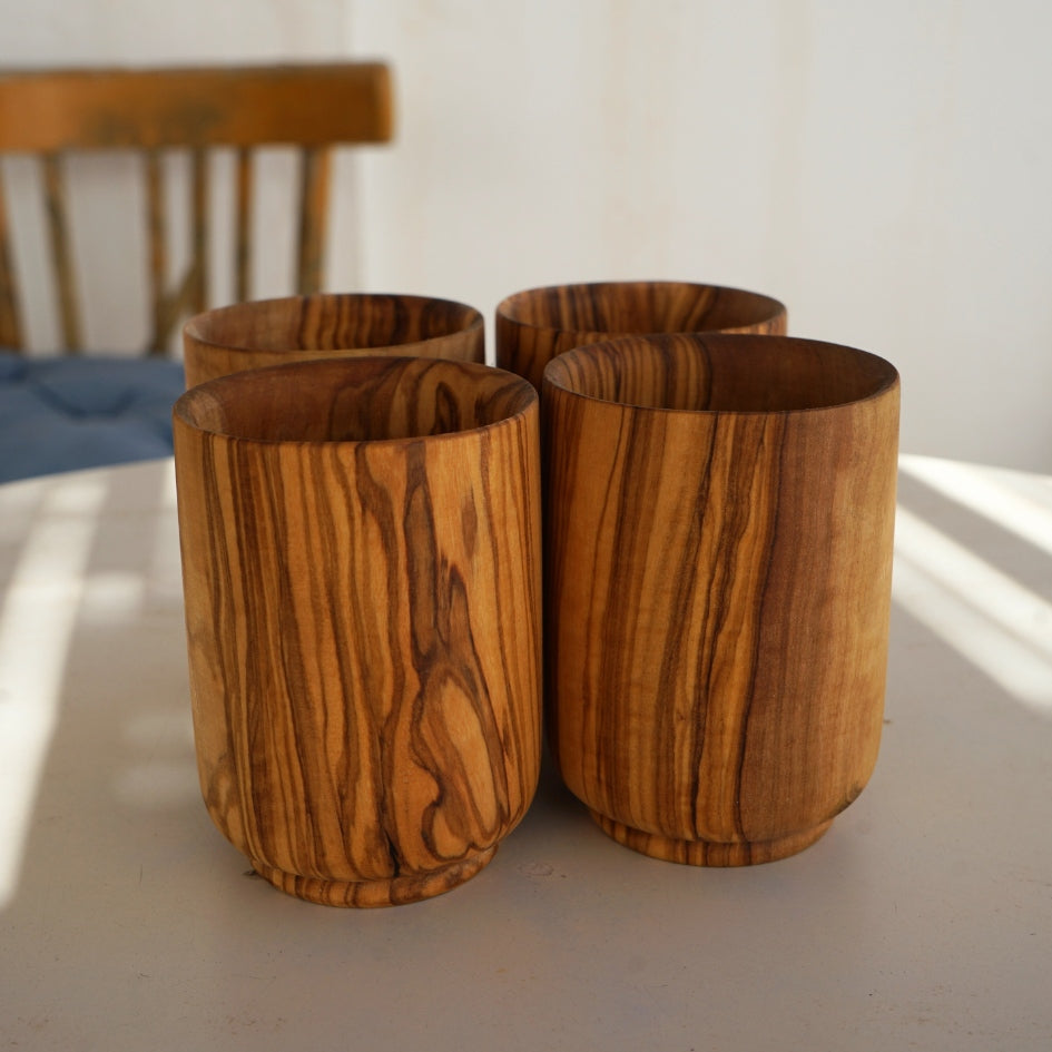 Gobelet Bois d'Olivier Élégance Naturelle pour Vos Boissons