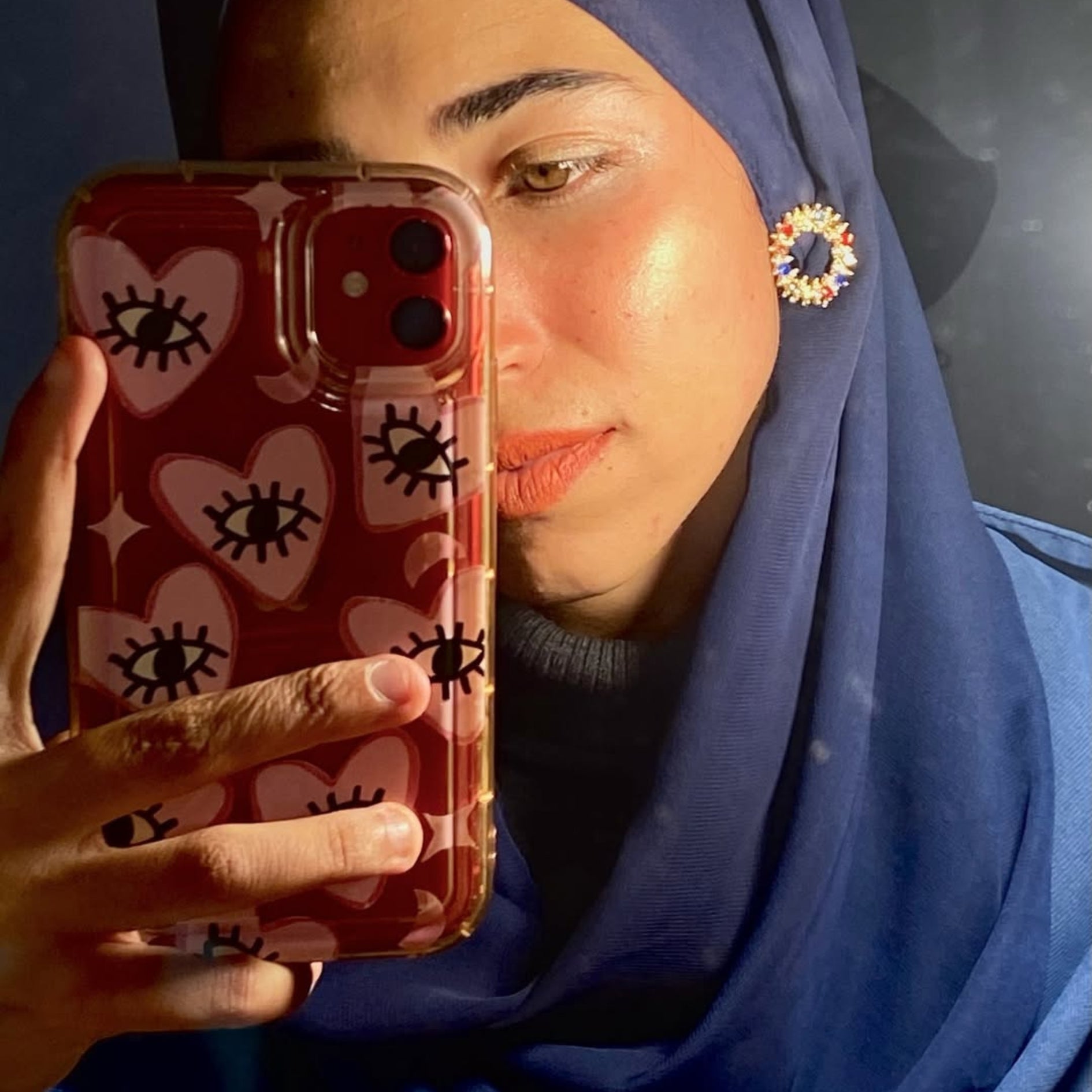 Midnight blue gradient hijab in flowing veil (1.65m)