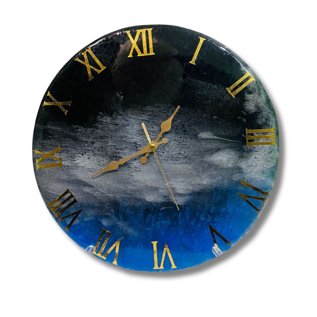 Horloge murale bleu marine & noir en résine et bois (27 cm)