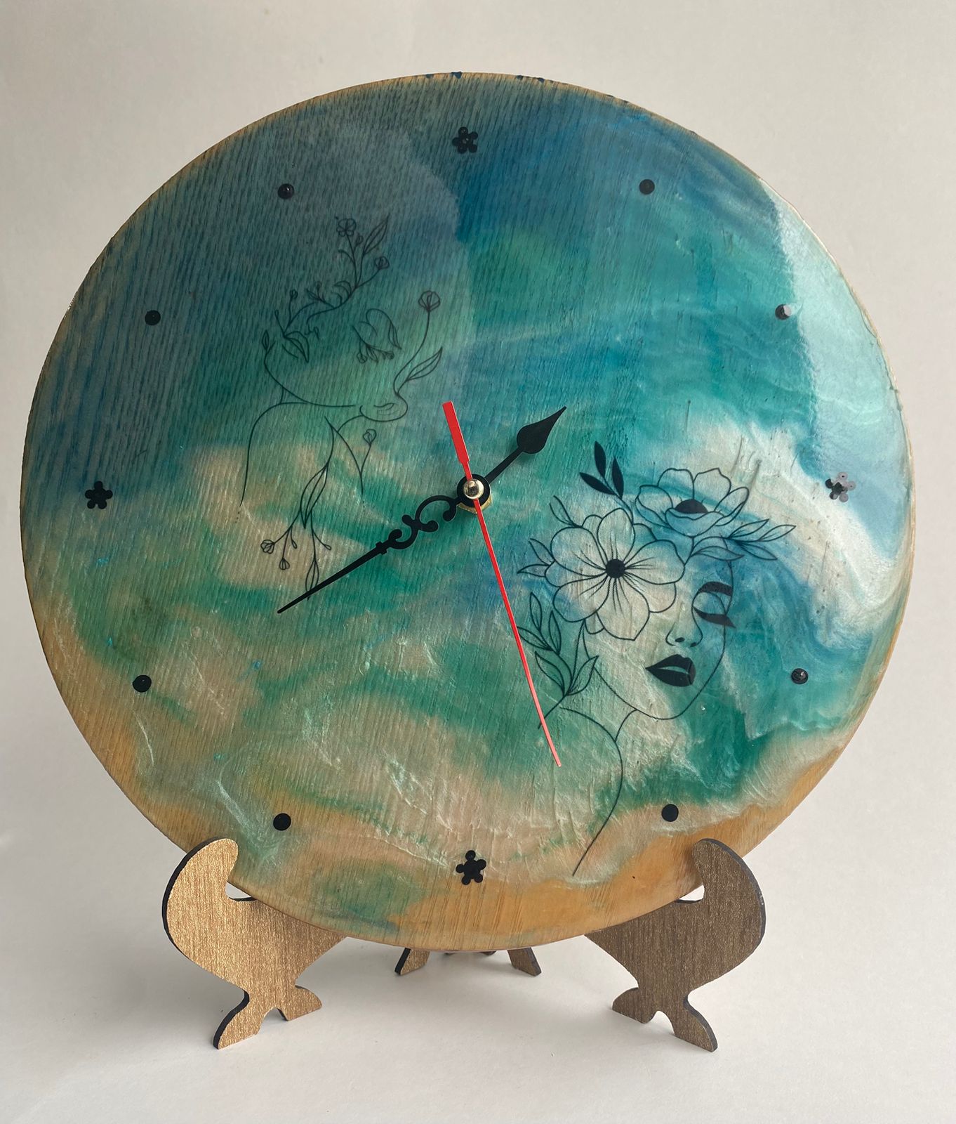 Tableau horloge en Bleu Abstrait - Bois et résine - 27 / 27 cm