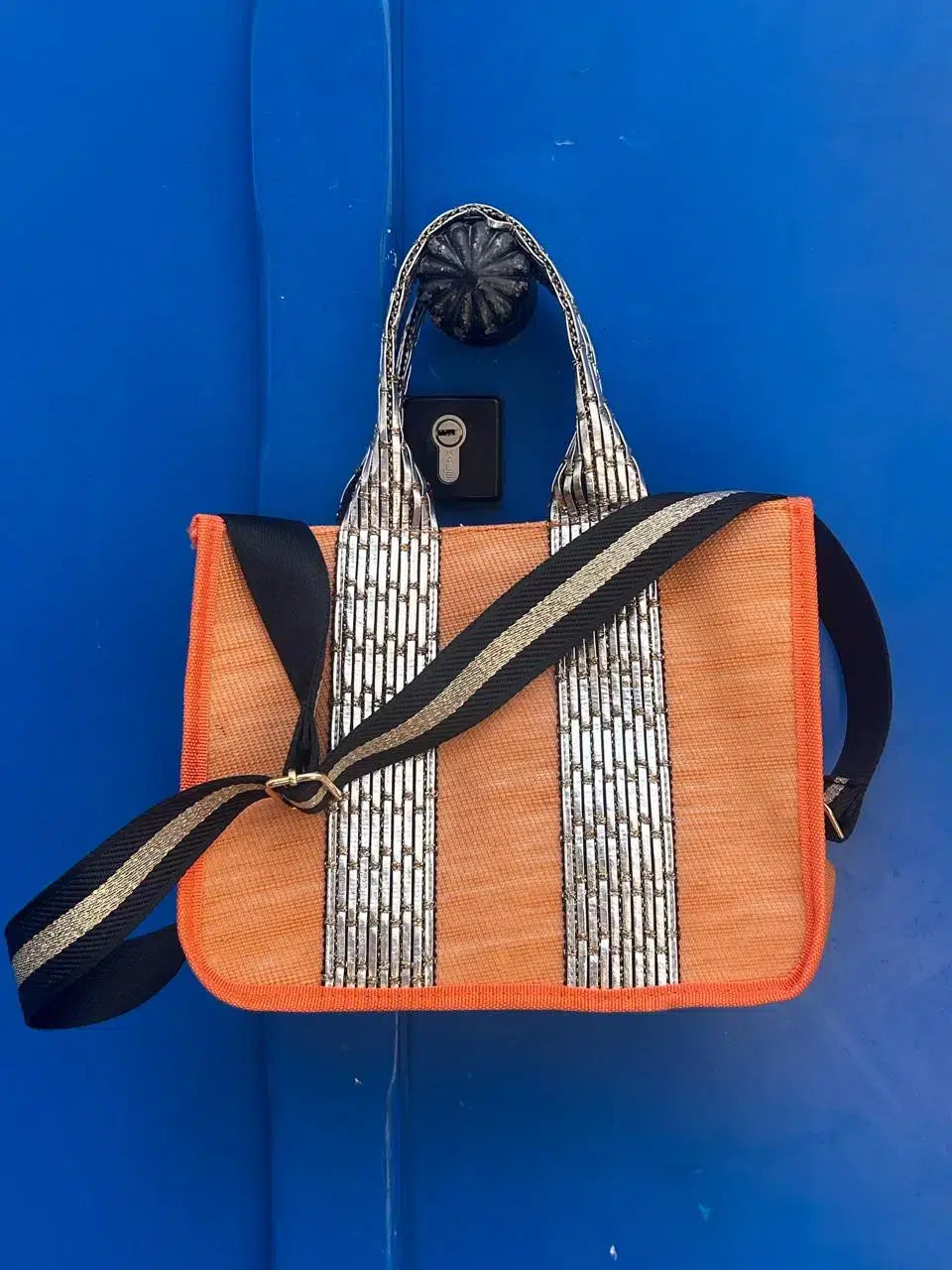 sac orange élégant et pratique pour un style irrésistible