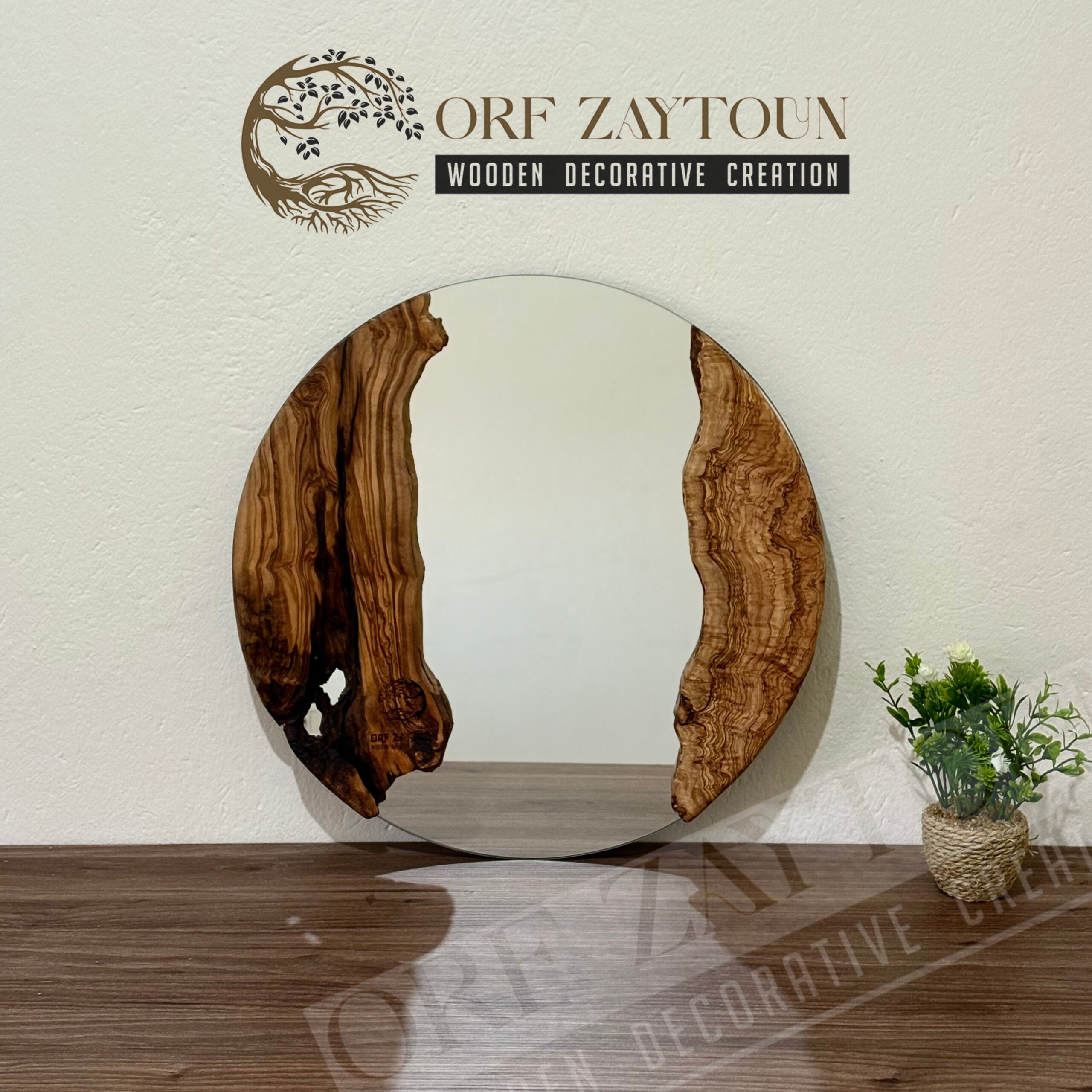 Miroir rond en bois d'olive