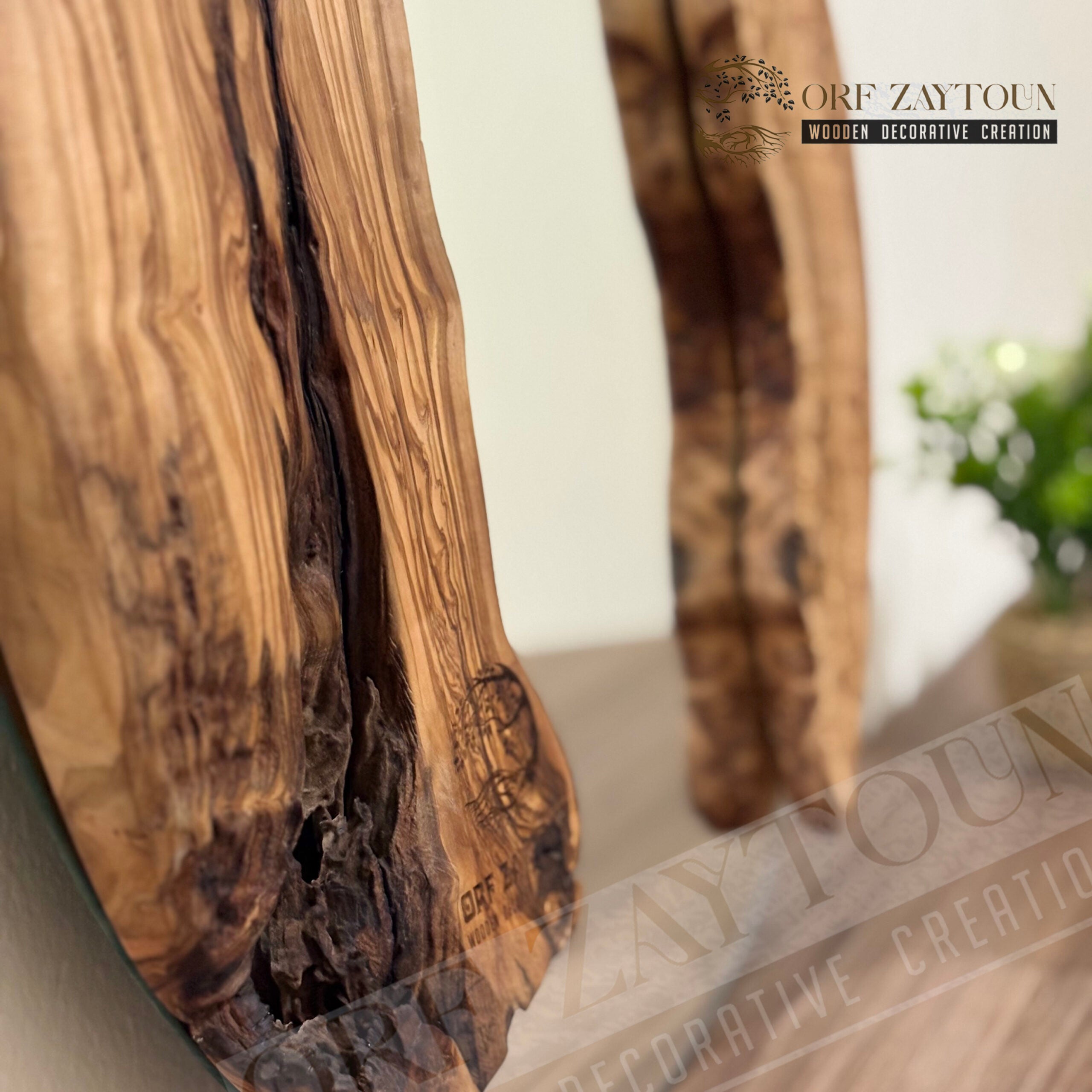 Miroir rond en bois d'olive