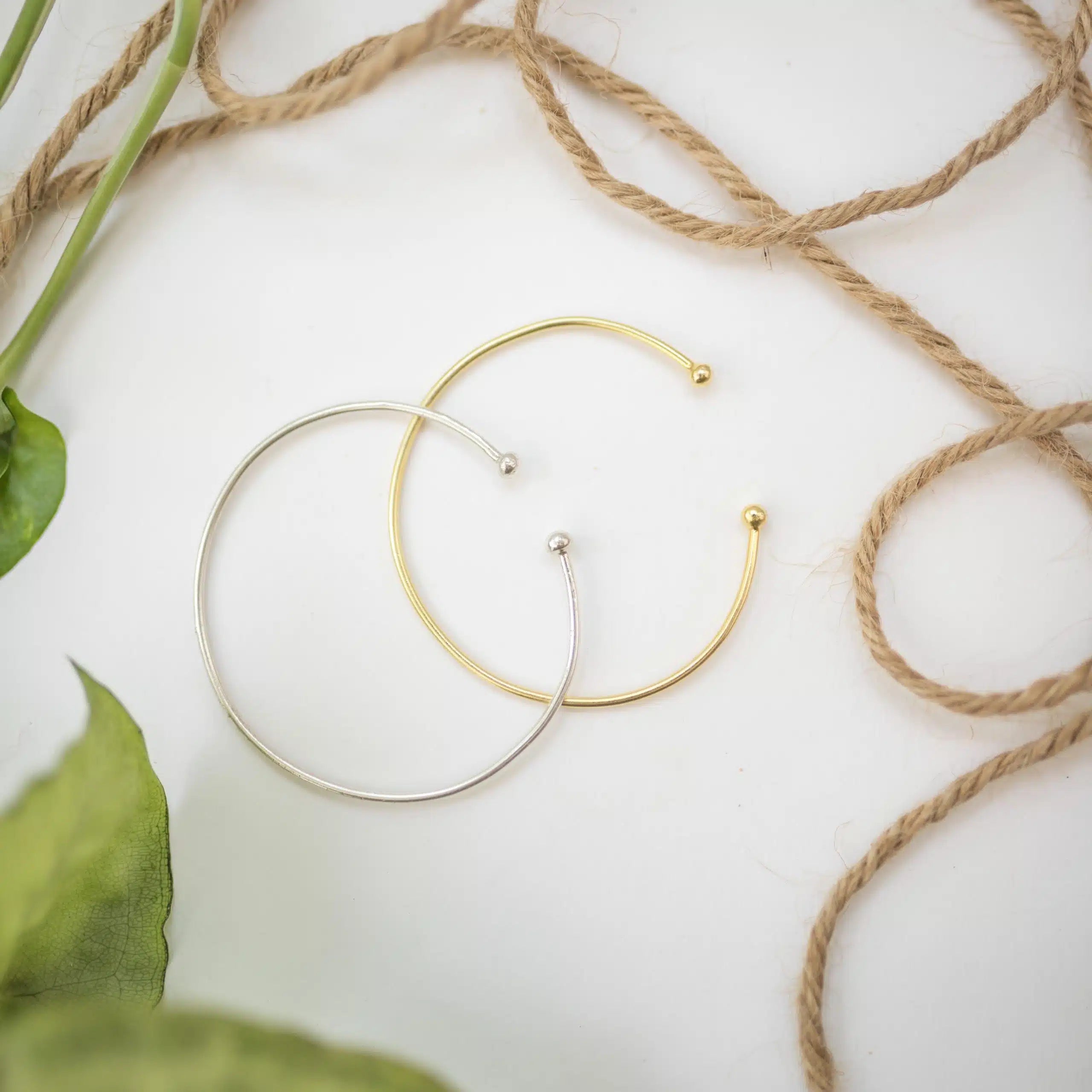 Bracelet minimaliste fait main en argent 925