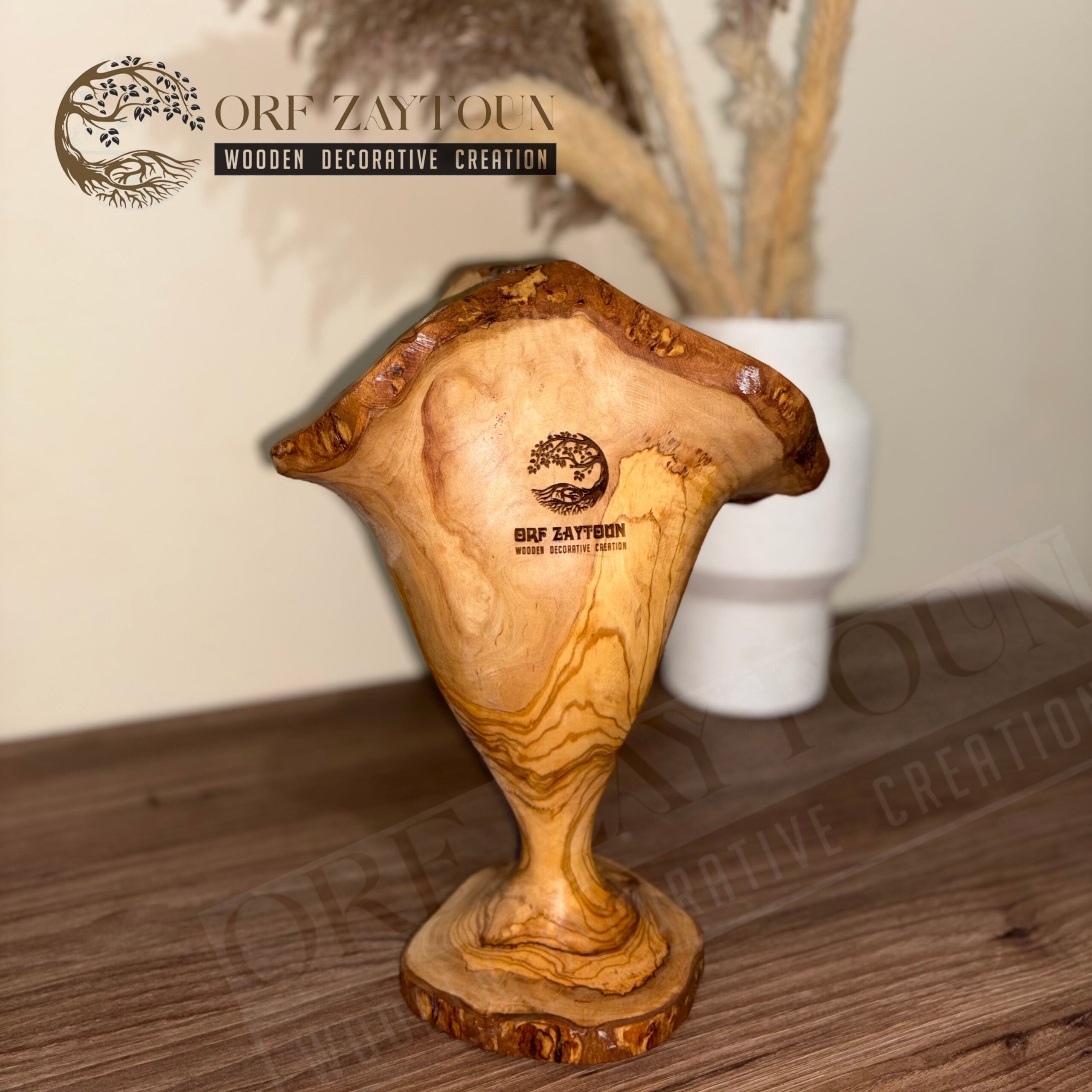 objet décoratif bois artisanal en olivier pour un intérieur élégant