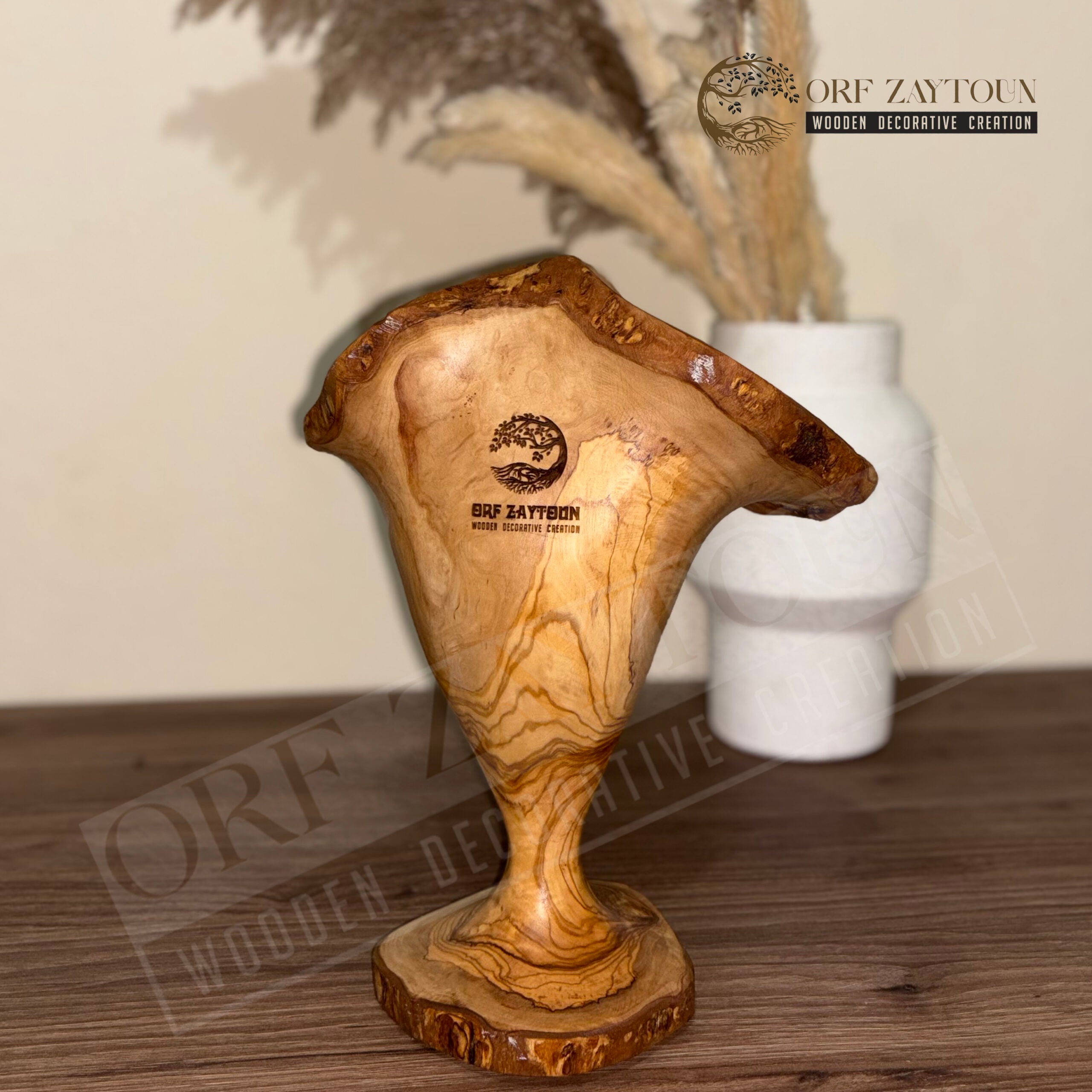 objet décoratif bois artisanal en olivier pour un intérieur élégant