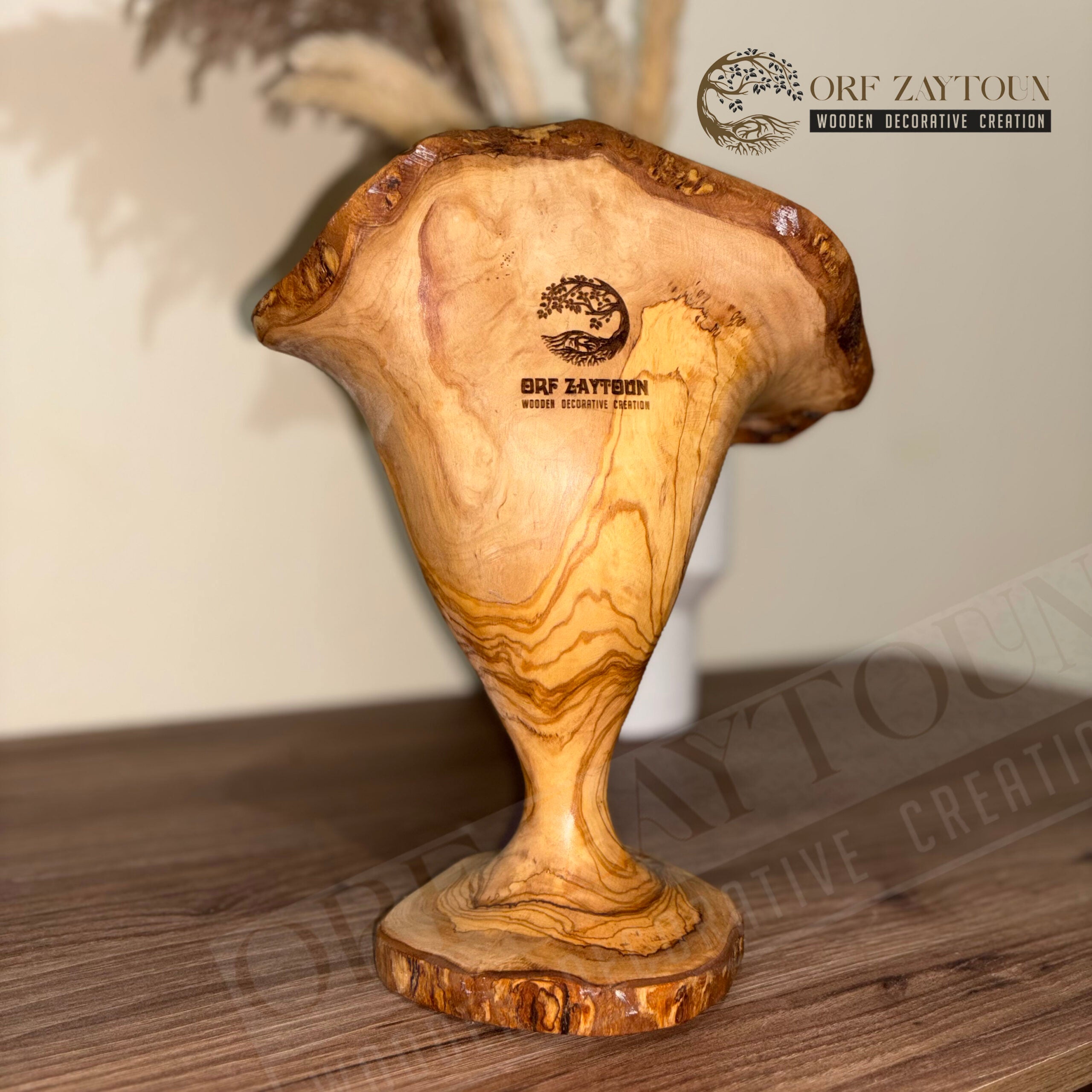 objet décoratif bois artisanal en olivier pour un intérieur élégant