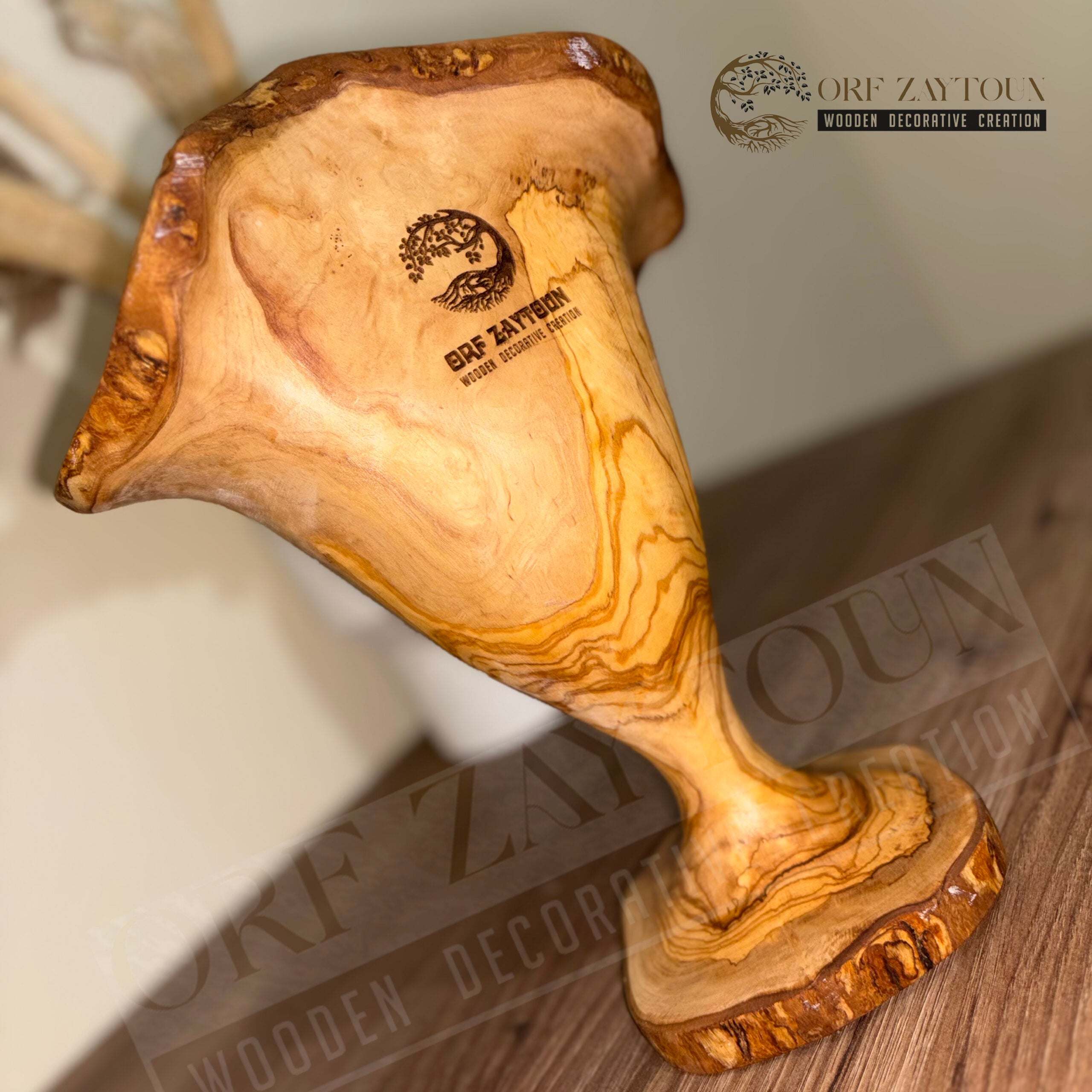 objet décoratif bois artisanal en olivier pour un intérieur élégant