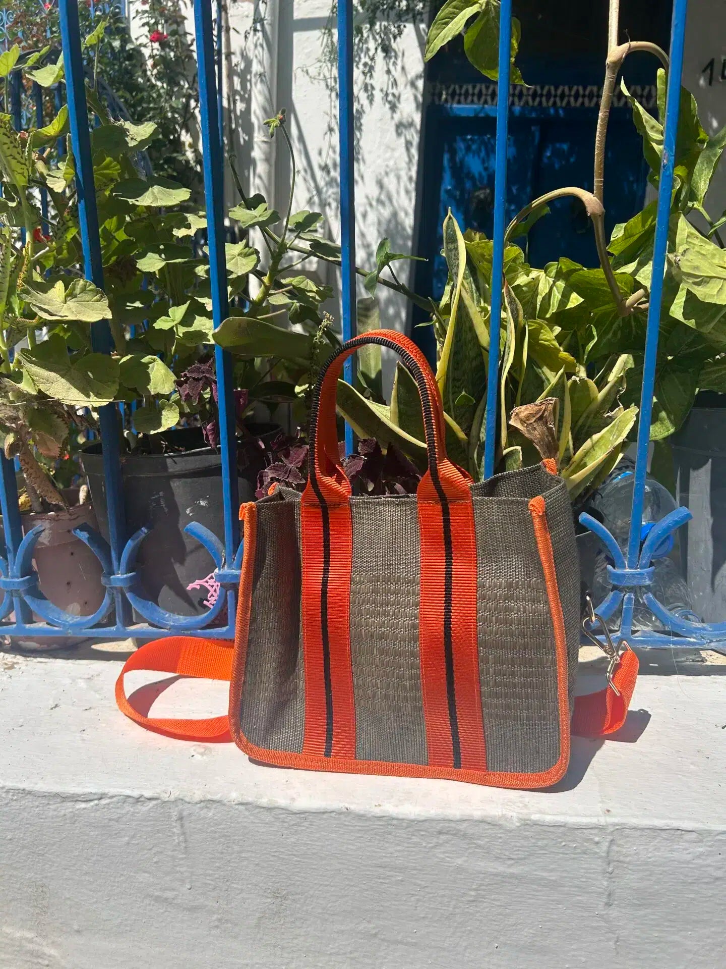 sac bandoulière vert et orange l'élégance au quotidien