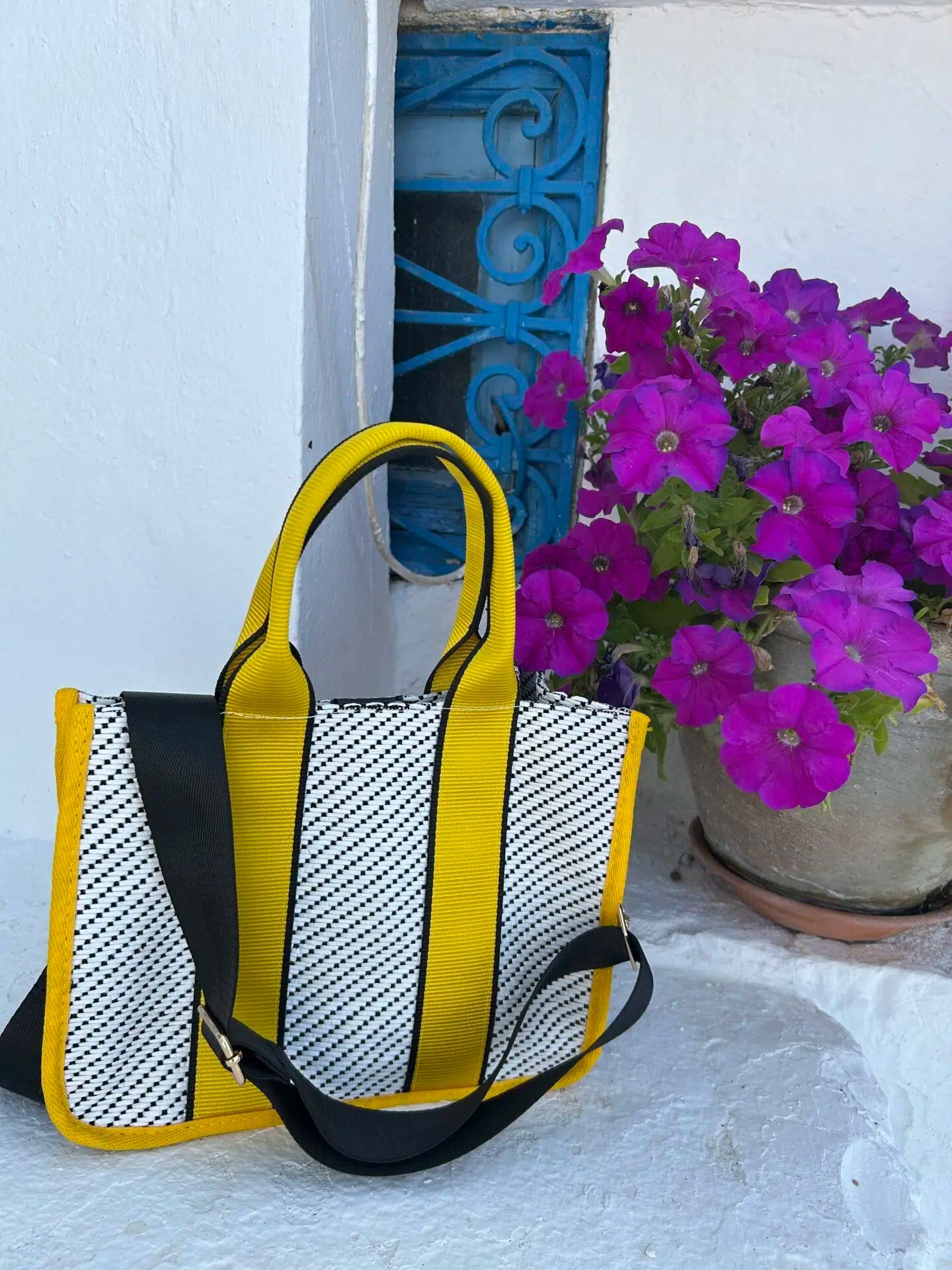 sac bandoulière blanc et jaune pour un style irrésistible
