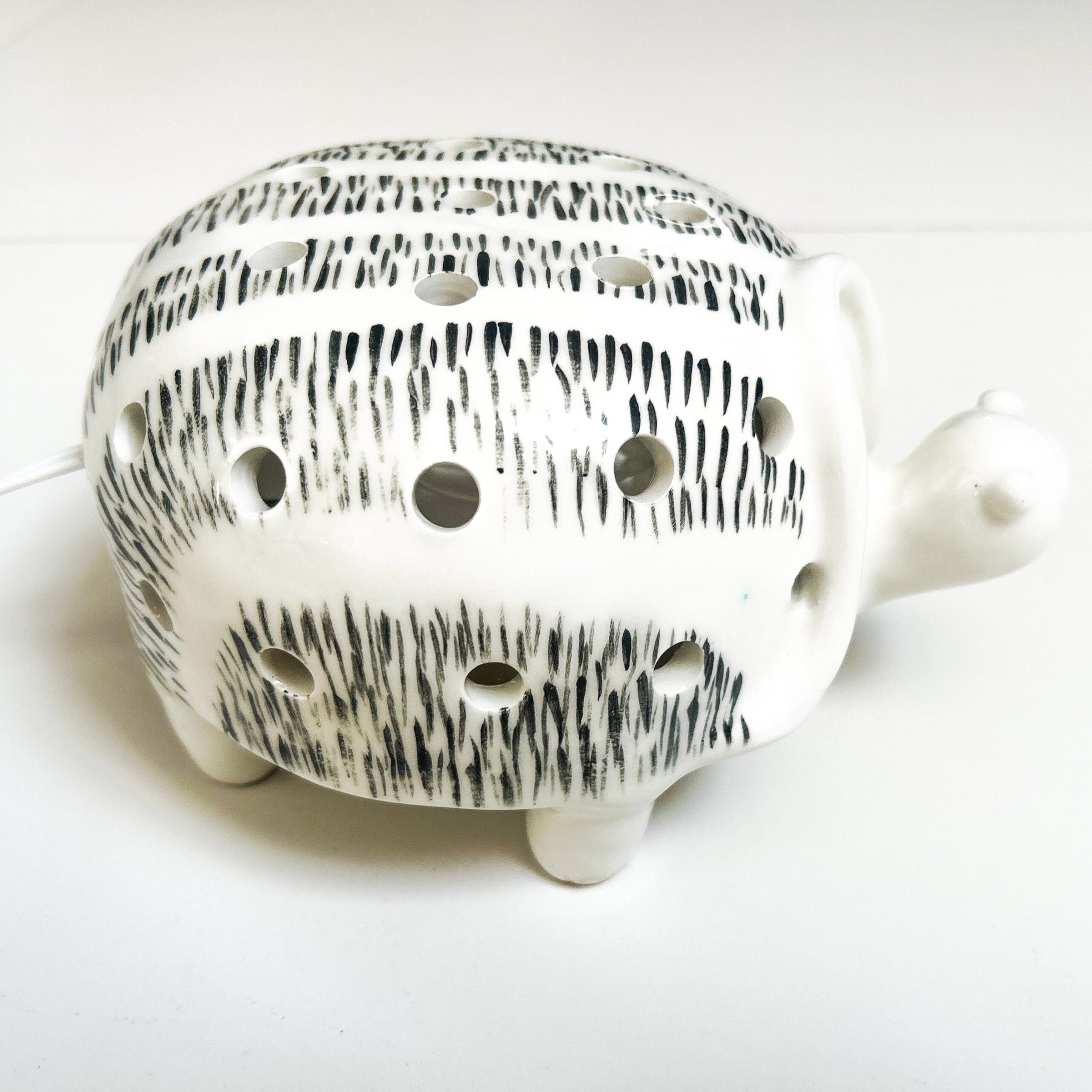 Lampe tortue en céramique en blanc