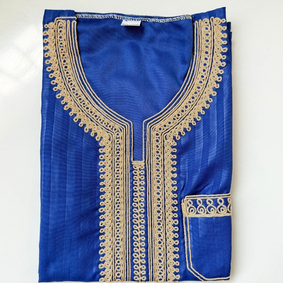 Jebba tunisienne traditionnelle bleue à broderies beiges