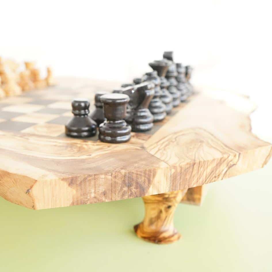 Jeu d'échecs en bois d'olivier