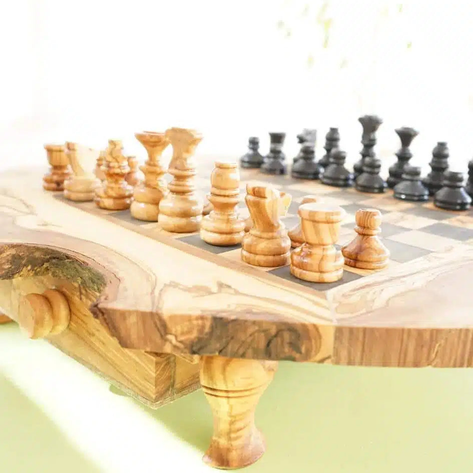 Jeu d'échecs en bois d'olivier