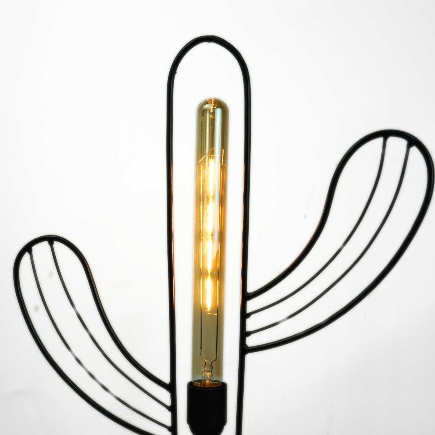 Lampe cactus artisanale : éclairez votre intérieur avec style