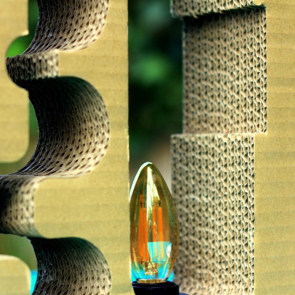 Lampe carton design écoresponsable pour un intérieur unique