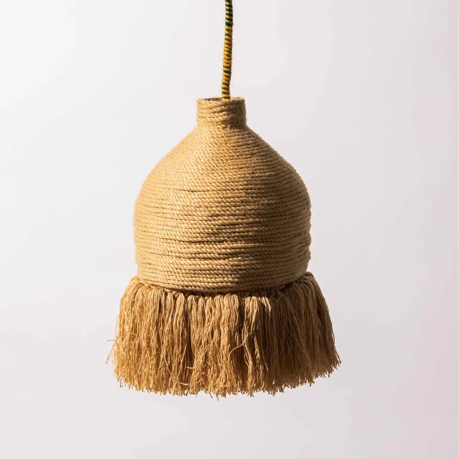 Luminaire suspension HOUCHE style bohème en tissu recyclé en beige
