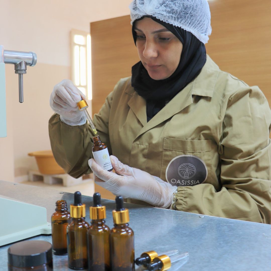 Huile de noyaux de dattes hydratation & régénération naturelle (30 ml)