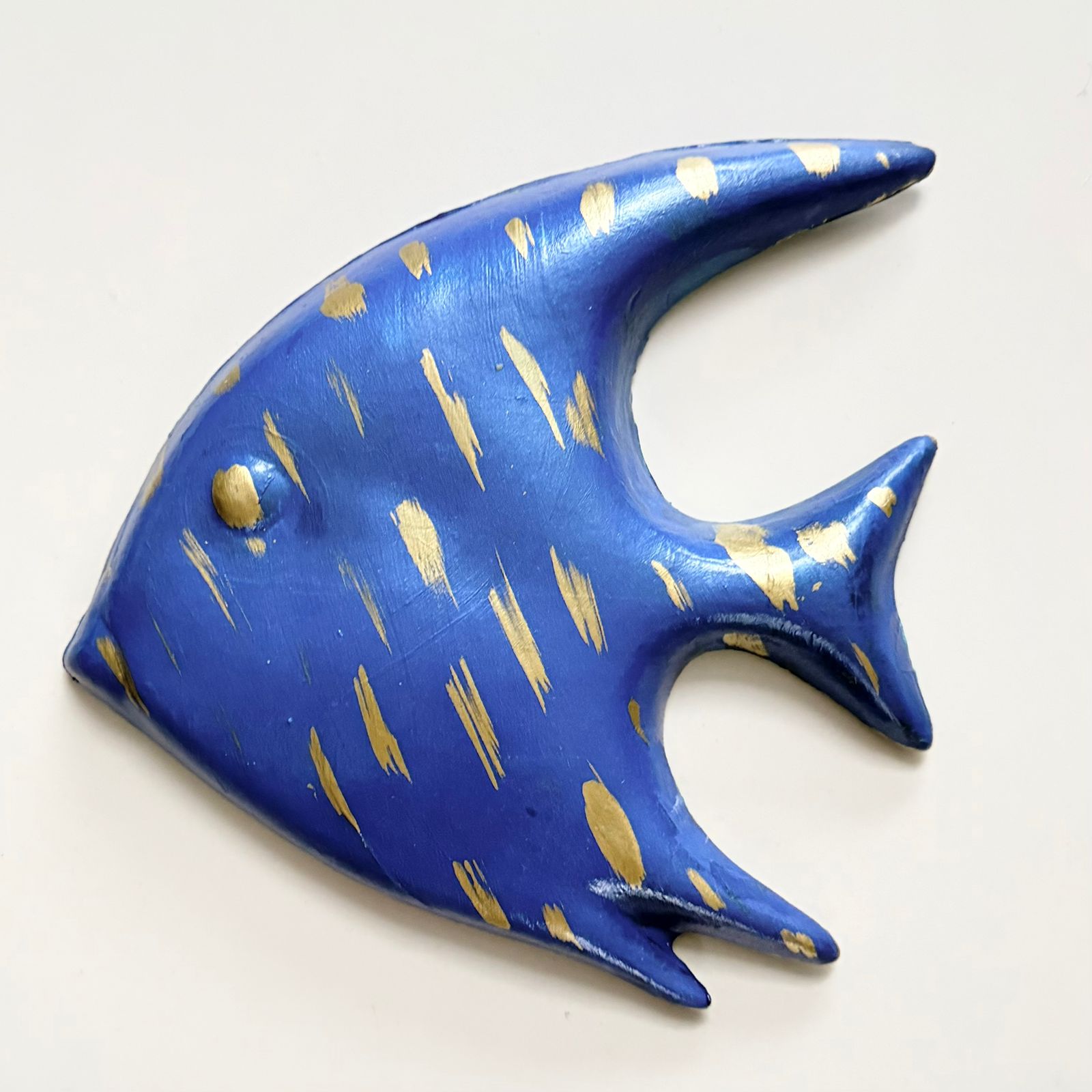 Sculpture murale poisson- Céramique peinte à la main 20 X 20 cm