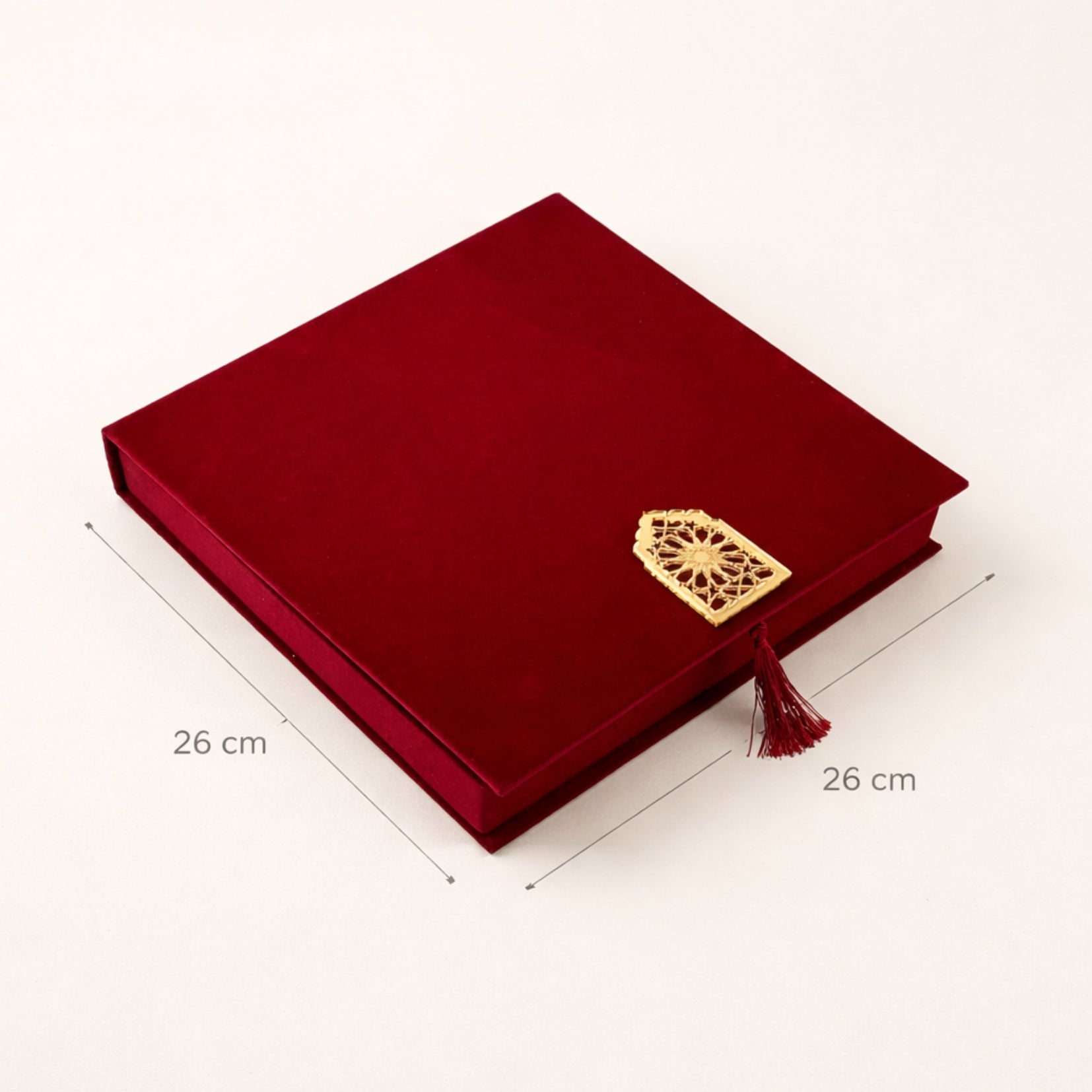 Coffret Coran rouge avec marque-page à l’ambre et chechia