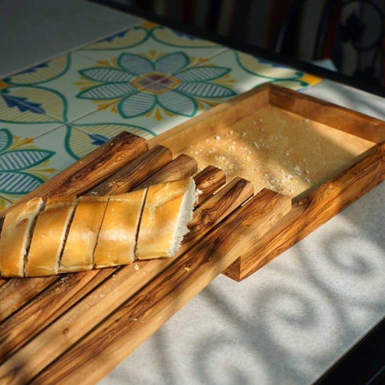 Planche A Pain En Bois D'Olivier