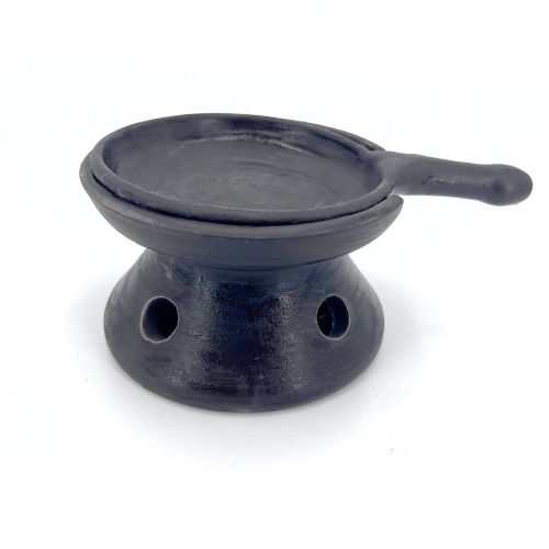 Black ceramic fondue pan