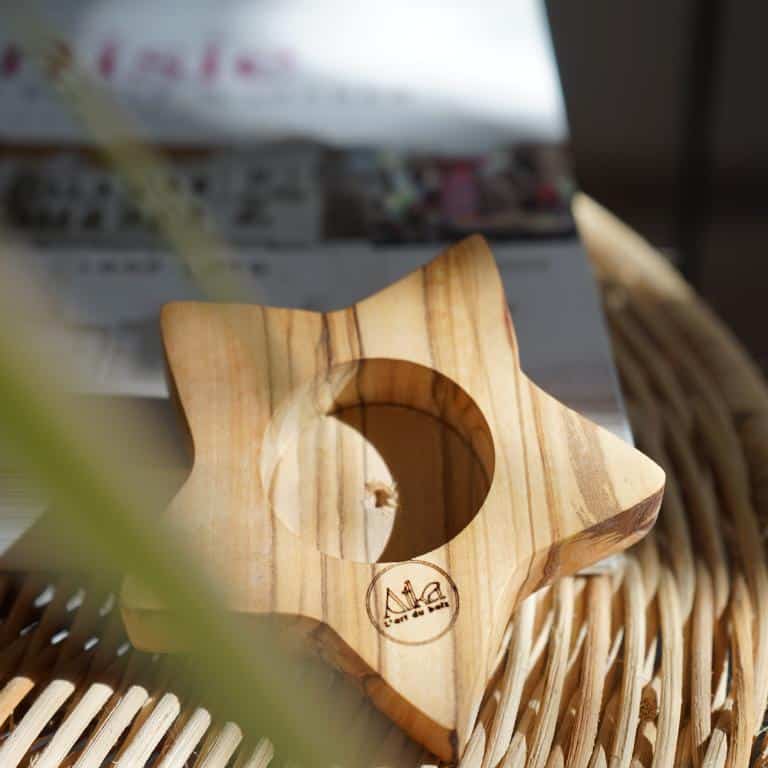 Porte bougie en bois d'olive étoile