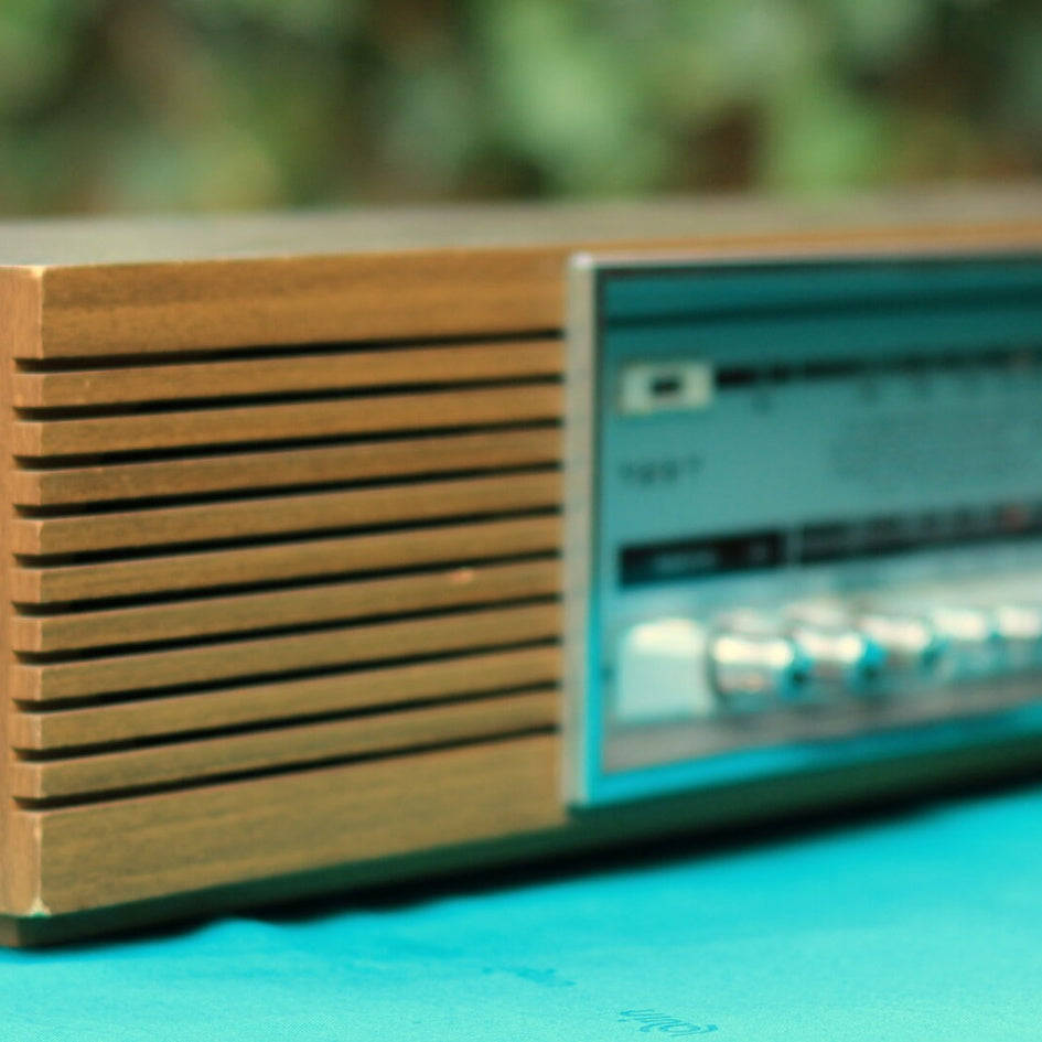 Poste radio vintage Europhon pièce unique état neuf élégance