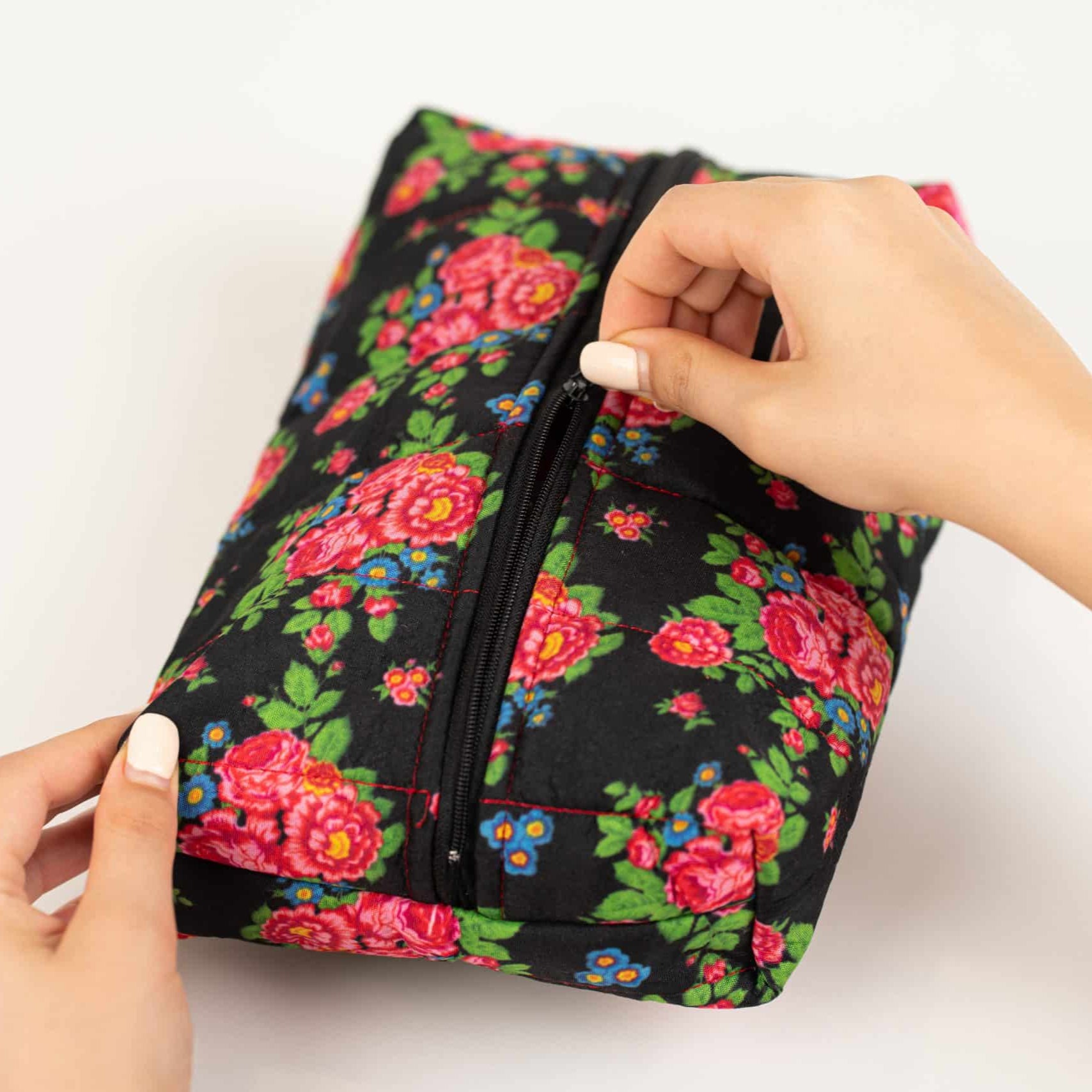 Trousse de toilette Imprimé Fleuri, Inspiré des Foulards Tunisiens