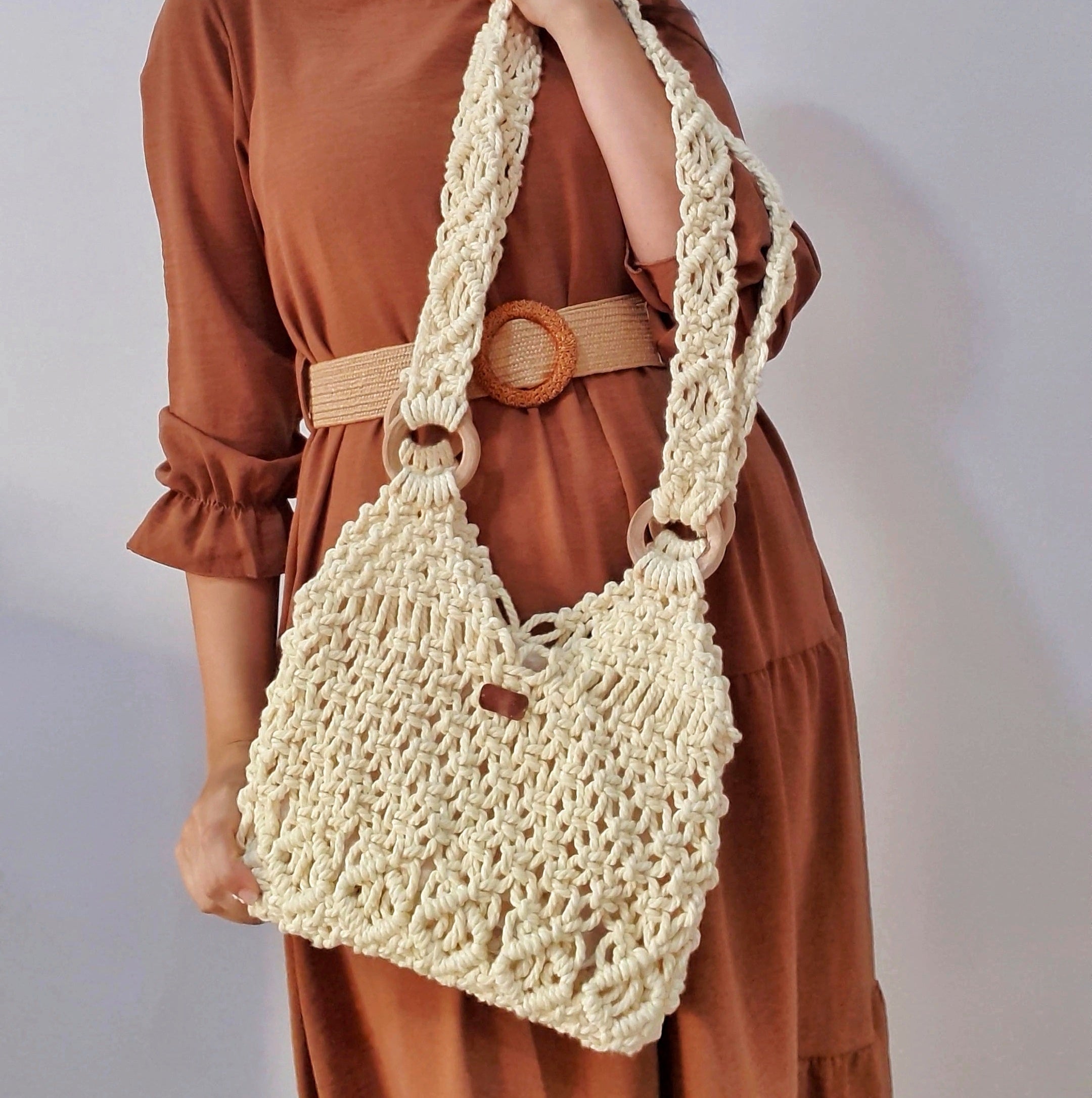 Sac à main en macramé jaune vanille