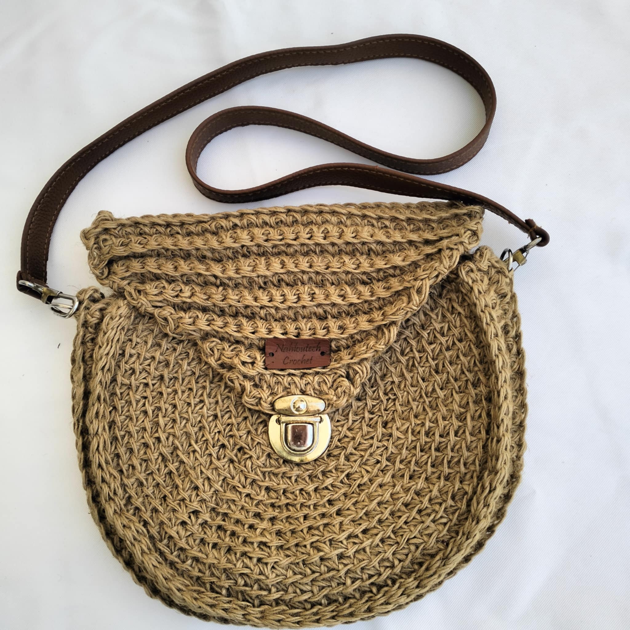 Sac rond beige en crochet en file de jute naturel