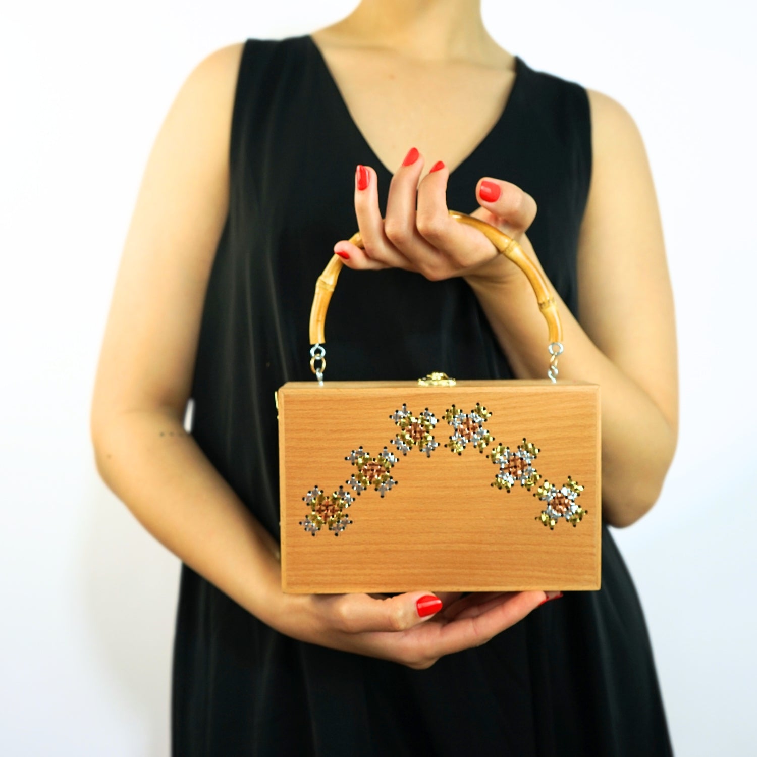 Sac en Bois avec Motif Khlel Brodé à la Main