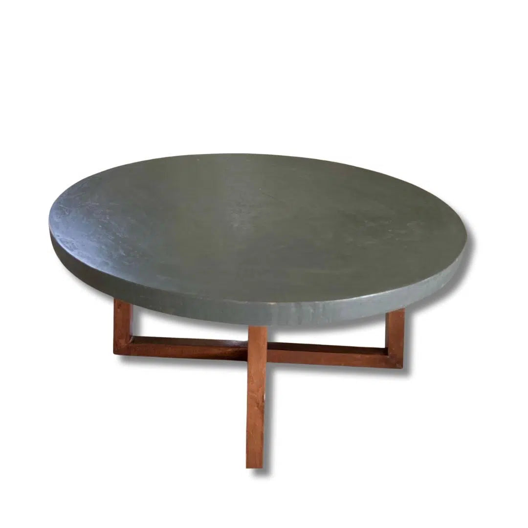 Table ronde Mawenzi en béton ciré et bois massif (80 cm)