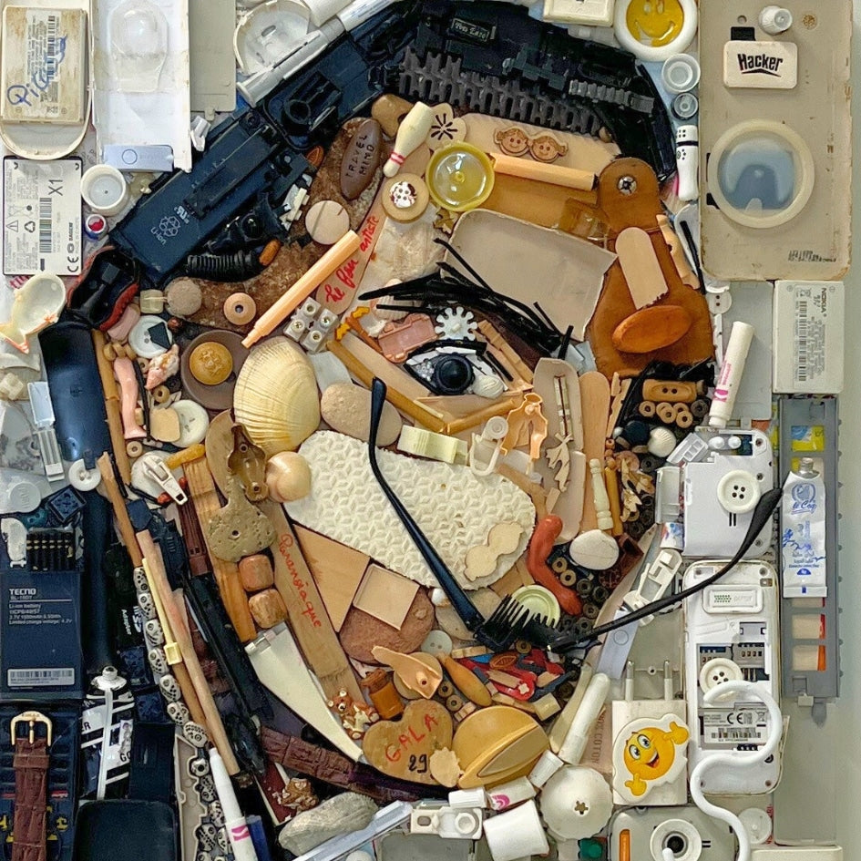 Portrait de Salvador Dalí en Objets Recyclés