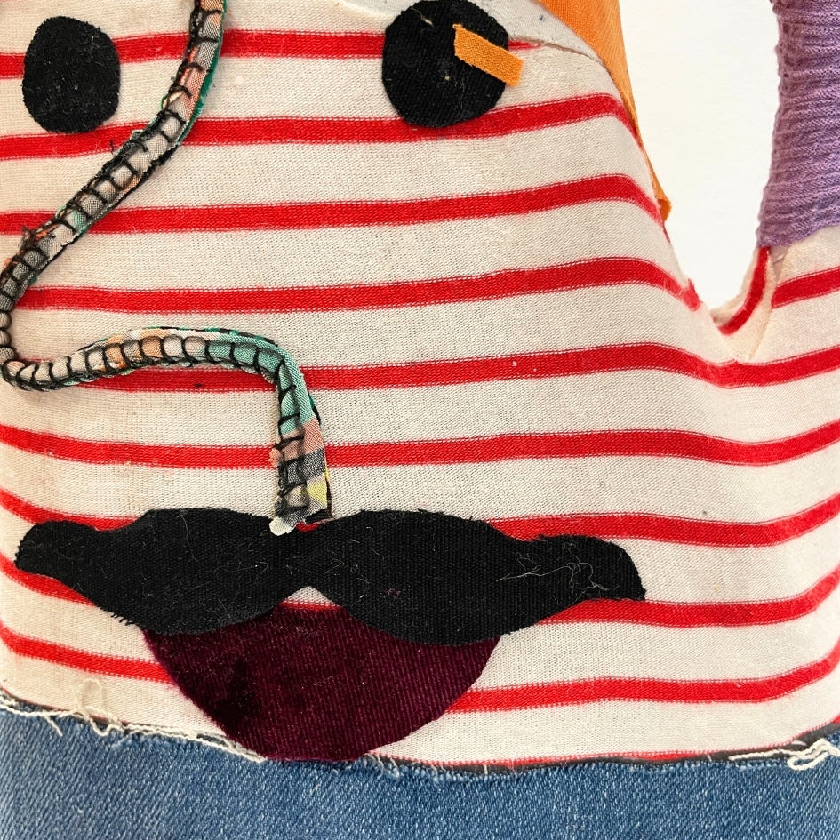 Vase Recyclé en Tissu et Jean Bleu - Décoration Éthique et Colorée