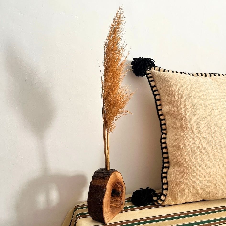 Vase en bois d'olivier – Pièce artisanale unique