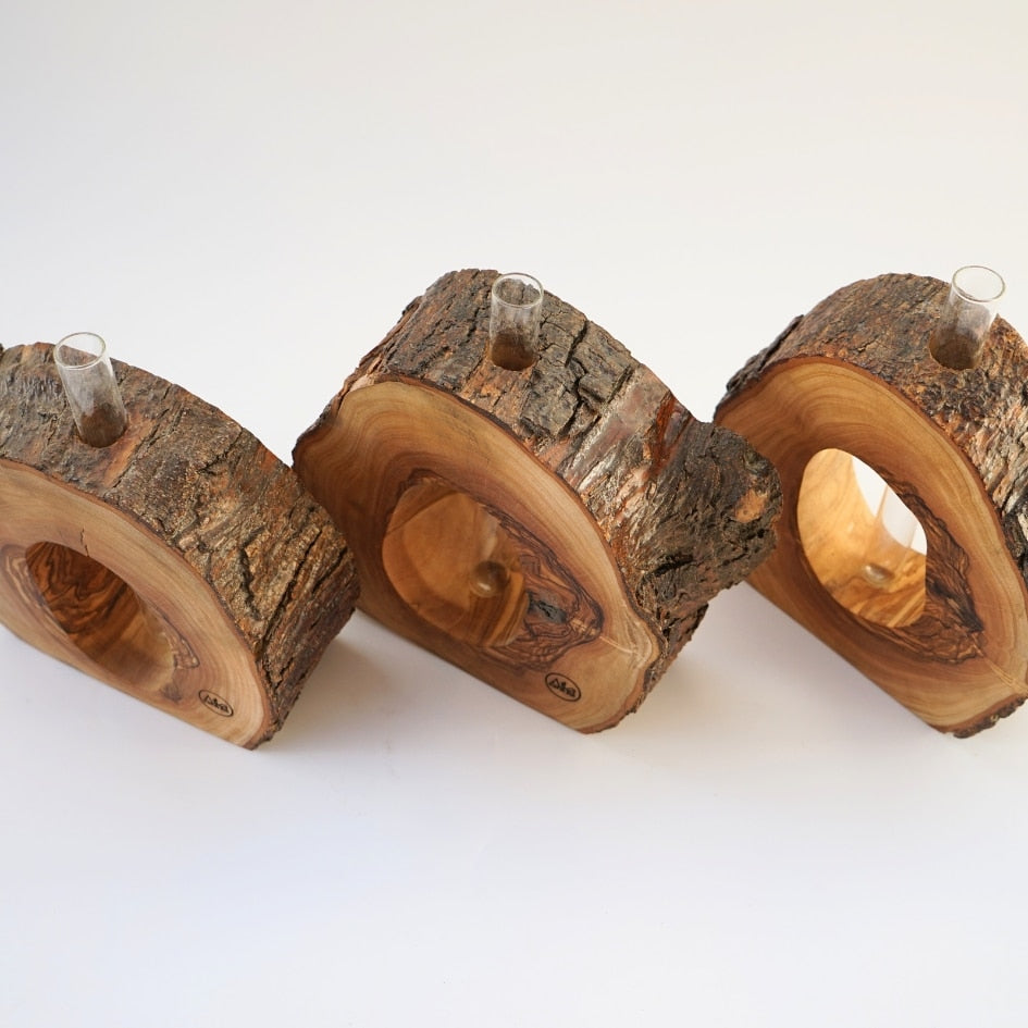 Vase en bois d'olivier – Pièce artisanale unique