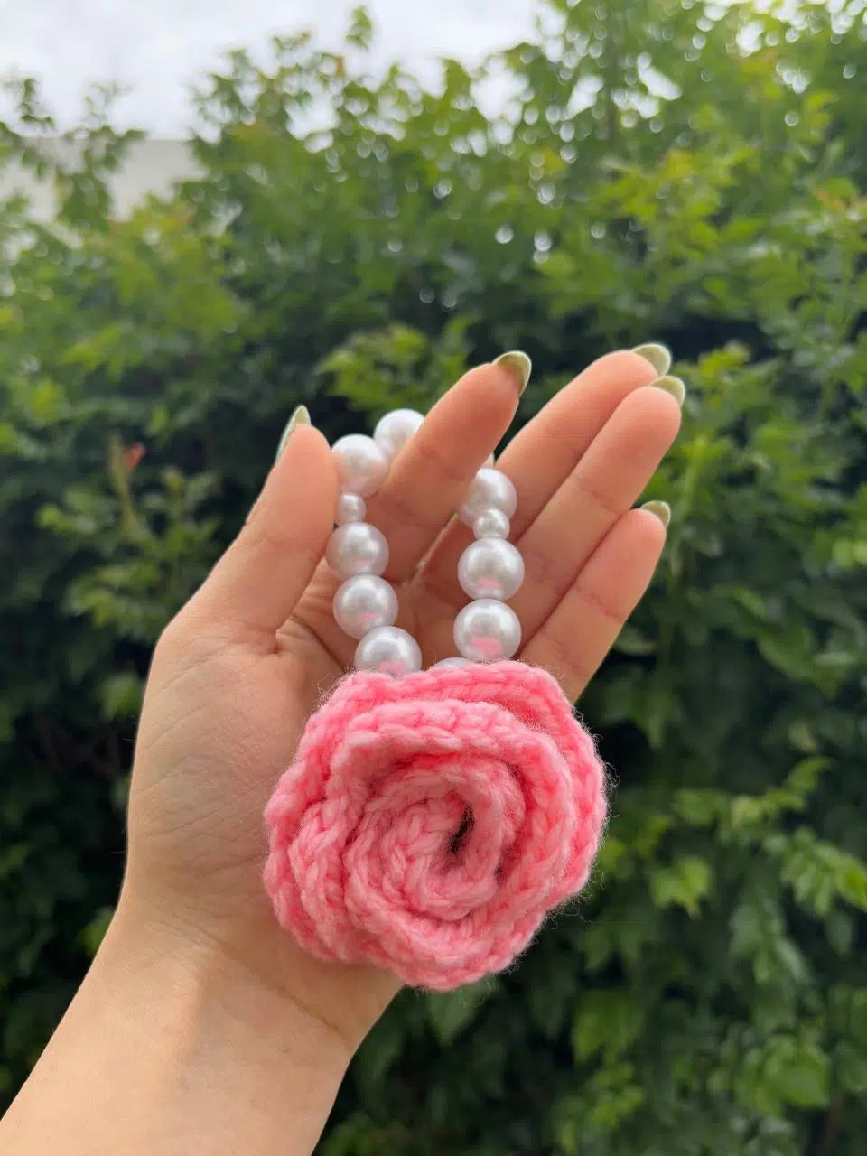 Porte-clé fleur rose bébé crochet – Fait main