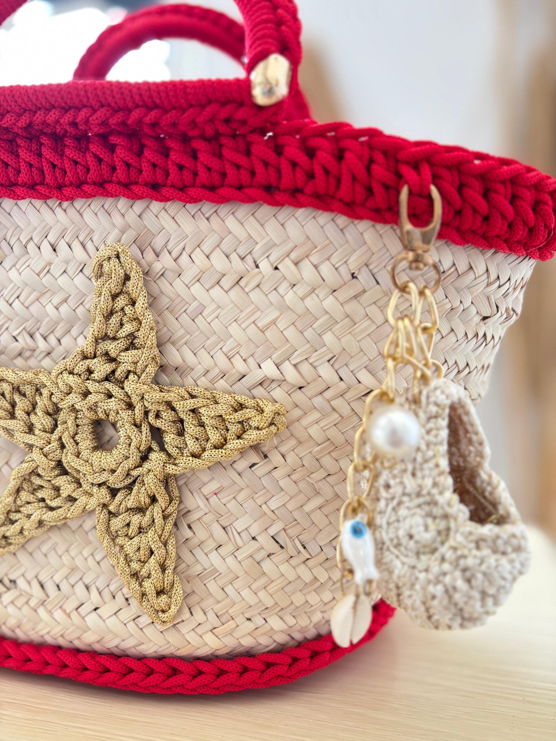 Couffin rouge paille et crochet