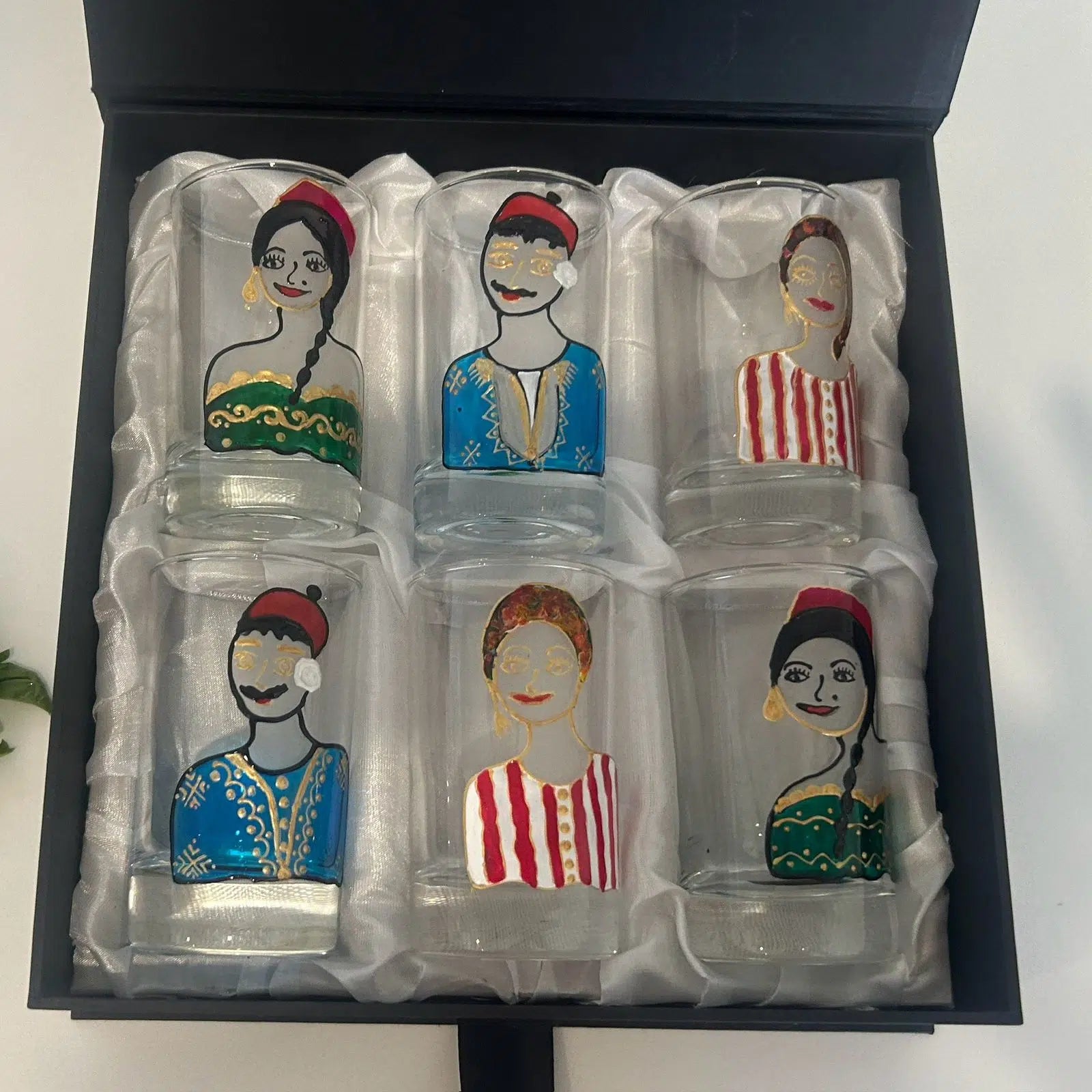 Coffret verres à thé - Thème habit traditionnel