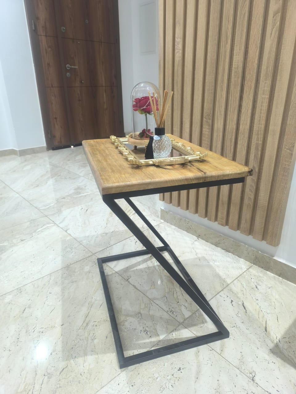 Table multitâche format Z – Bois noble & acier Blanc ou Noir (60 × 38 × 59cm)