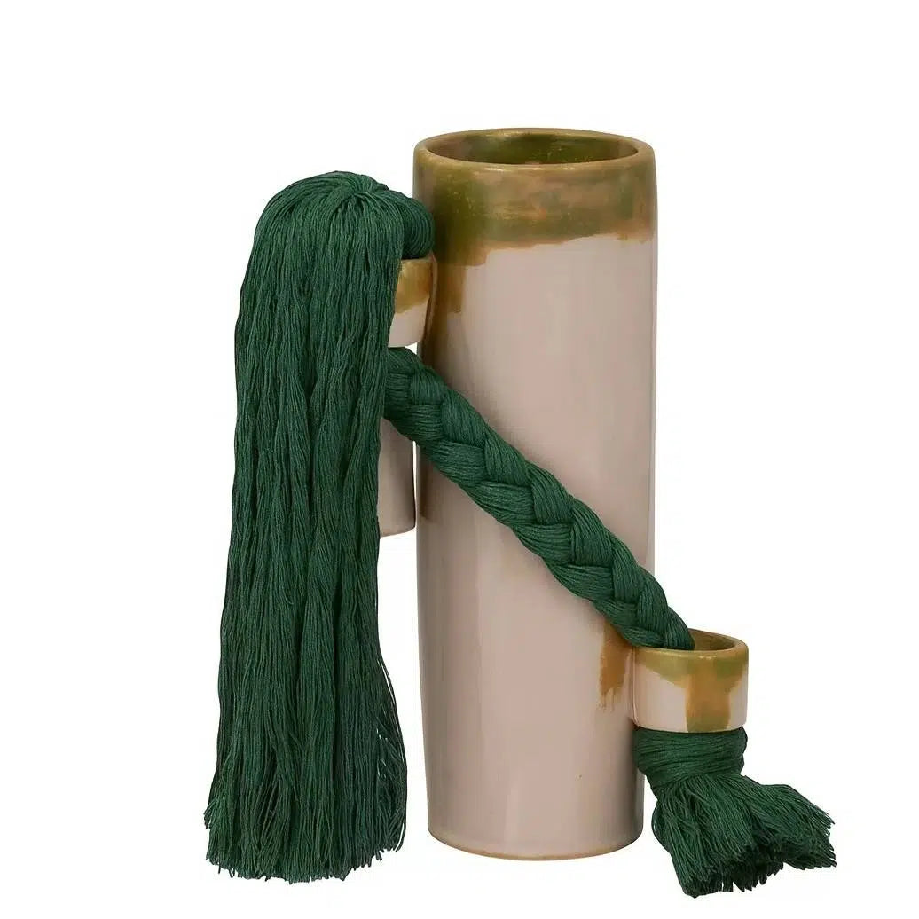 Vase céramique beige et vert avec corde tressée élégante
