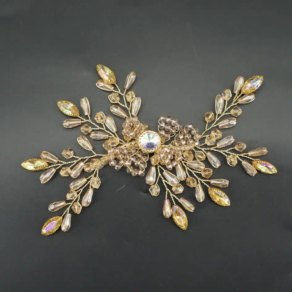 Accessoire de cheveux mariage doré avec cristaux et perles