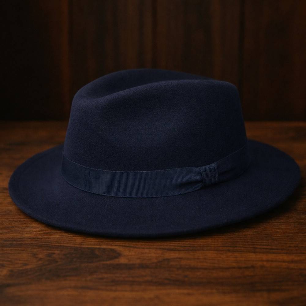 Chapeau laine bleu marine