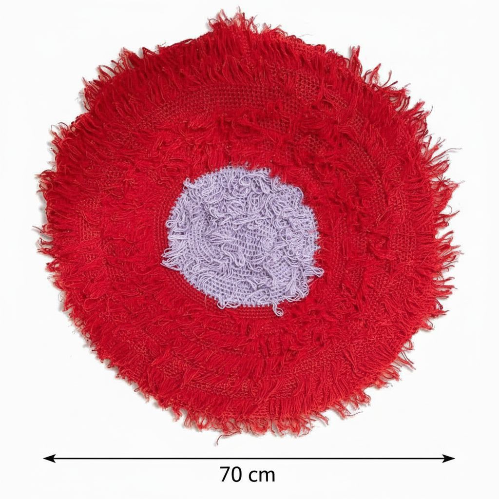 Tapis rouge en Halfa et laine pour un intérieur chic et chaleureux